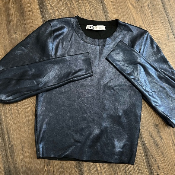 Zara Shimmering Blue Knit Top - Picture 2 of 3